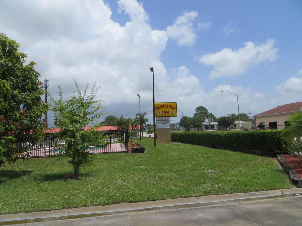Travelers Inn Okeechobee Eksteriør bilde