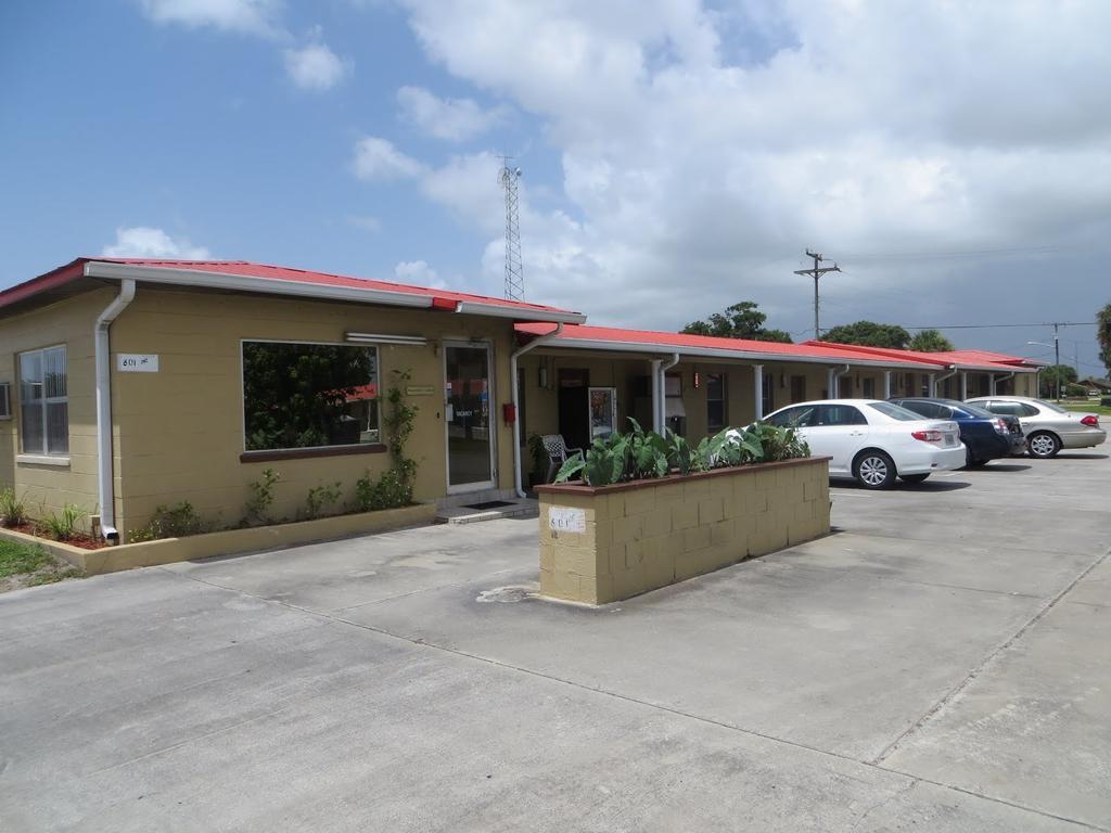 Travelers Inn Okeechobee Eksteriør bilde